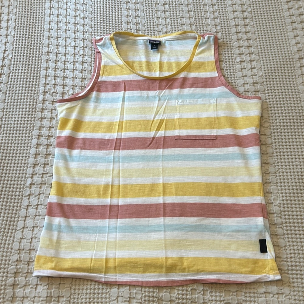 PATAGONIA tank stripes size medium top bucket 4